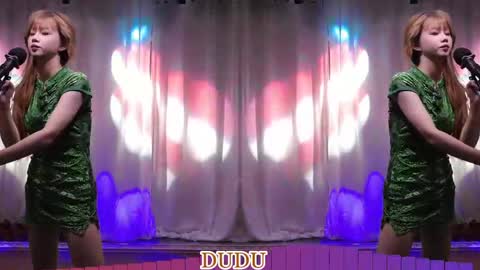 lankwaifong_cindy online show from May 30, 2026, 3:25 am