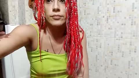 Snapshot of lapelirroja8324 chatting on November 3, 2025, 2:57 am lapelirroja8324 online show from November 3, 2025, 2:57 am