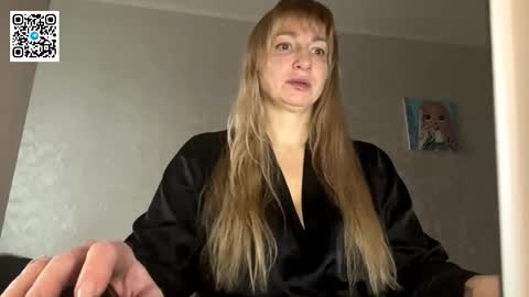 Olena online show from December 16, 2025, 9:36 am