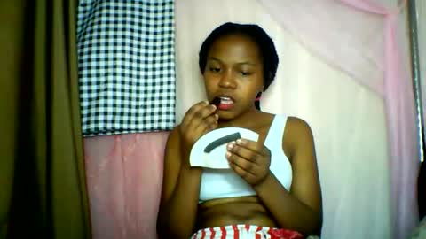 lara_belle online show from June 4, 2026, 7:58 am