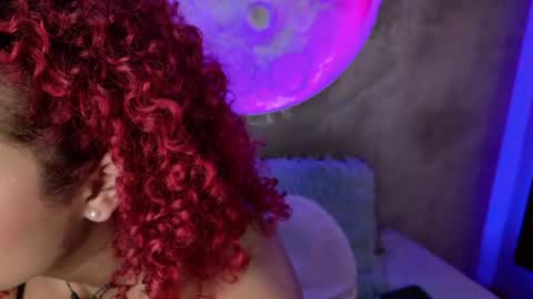 lara_curly online show from July 3, 2026, 7:59 am