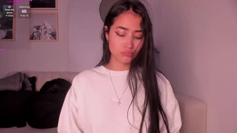 Lara Madisson online show from September 13, 2025, 5:51 am