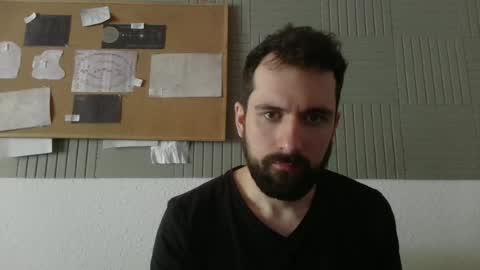 laraaan online show from June 27, 2026, 8:19 am