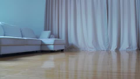 LaraKanes online show from February 23, 2026, 8:12 am