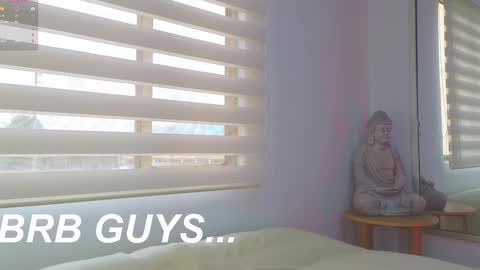 Lara  online show from February 26, 2025, 3:19 pm