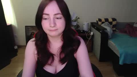 Laralianna online show from May 24, 2026, 10:31 am