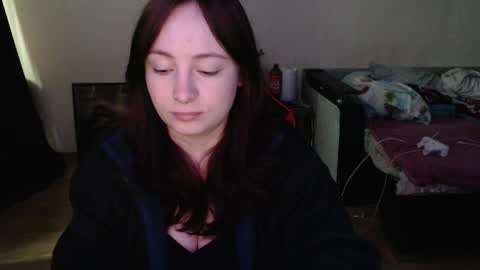 Laralianna online show from May 29, 2026, 9:29 am