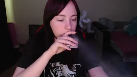 Laralianna online show from July 7, 2026, 6:38 am