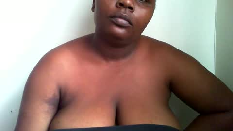 laralovex online show from January 13, 2025, 11:30 am