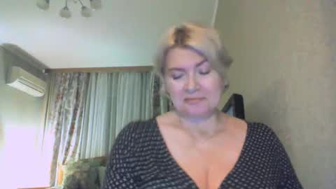 laramrs online show from October 15, 2025, 4:18 pm