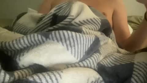 HUNG YUNG STR8 online show from April 4, 2026, 4:48 pm