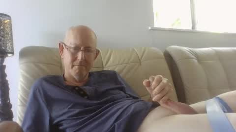 largerthan-   say hi on entry online show from February 7, 2026, 12:47 am