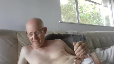 largerthan-   say hi on entry online show from March 16, 2026, 2:39 am