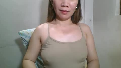 Larice online show from November 23, 2025, 3:17 am