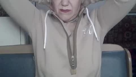 larisaq4ugo24 online show from February 4, 2026, 7:25 am