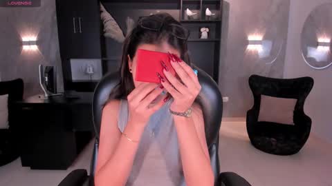 Larisa Smirnov online show from February 21, 2026, 4:24 am