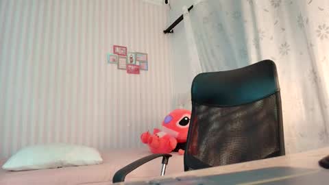 Larissas online show from September 20, 2025, 11:28 pm