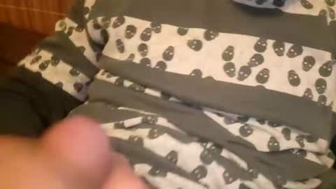 larry009 online show from January 1, 2025, 10:24 pm