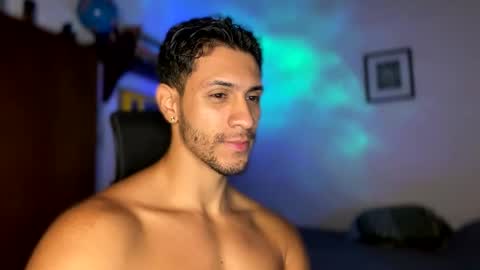 Snapshot of larry_jones chatting on December 11, 2024, 3:26 pm andrew online show from December 11, 2024, 3:26 pm