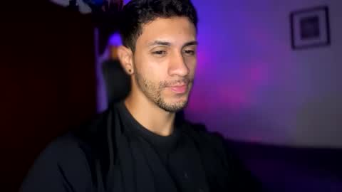 Snapshot of larry_jones chatting on December 13, 2024, 4:27 pm andrew online show from December 13, 2024, 4:27 pm