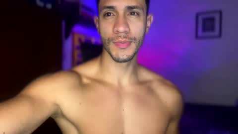 Snapshot of larry_jones chatting on December 29, 2024, 2:10 pm andrew online show from December 29, 2024, 2:10 pm