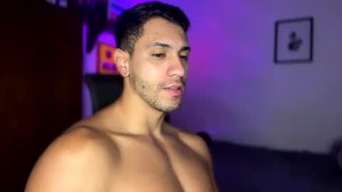 Snapshot of larry_jones chatting on January 4, 2025, 2:56 pm andrew online show from January 4, 2025, 2:56 pm