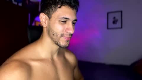 Snapshot of larry_jones chatting on January 9, 2025, 5:22 pm andrew online show from January 9, 2025, 5:22 pm