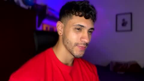 Snapshot of larry_jones chatting on January 14, 2025, 7:32 pm andrew online show from January 14, 2025, 7:32 pm