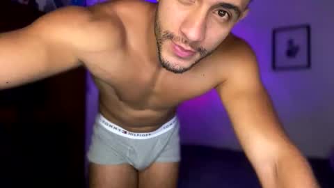 Snapshot of larry_jones chatting on January 17, 2025, 5:30 pm andrew online show from January 17, 2025, 5:30 pm