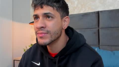 Snapshot of larry_jones chatting on January 24, 2025, 1:47 pm andrew online show from January 24, 2025, 1:47 pm