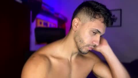 Snapshot of larry_jones chatting on January 26, 2025, 2:08 pm andrew online show from January 26, 2025, 2:08 pm