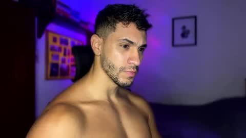 Snapshot of larry_jones chatting on January 30, 2025, 2:15 pm andrew online show from January 30, 2025, 2:15 pm