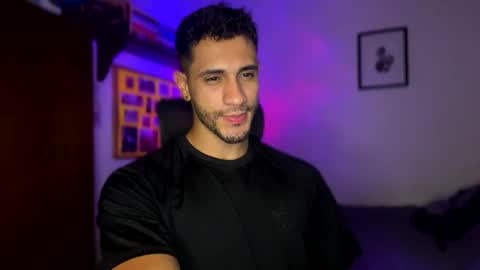 Snapshot of larry_jones chatting on February 1, 2025, 10:13 pm andrew online show from February 1, 2025, 10:13 pm