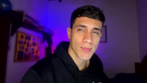 Snapshot of larry_jones chatting on February 9, 2025, 11:15 pm andrew online show from February 9, 2025, 11:15 pm