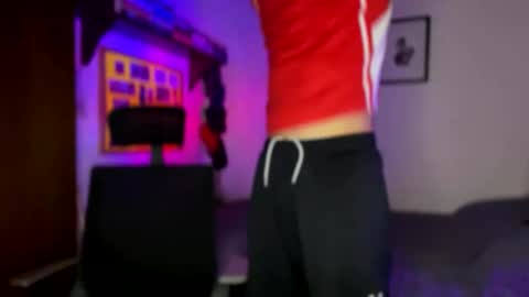 Snapshot of larry_jones chatting on February 15, 2025, 10:21 pm andrew online show from February 15, 2025, 10:21 pm