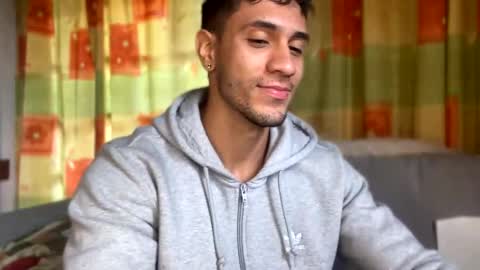 Snapshot of larry_jones chatting on March 7, 2025, 5:17 pm andrew online show from March 7, 2025, 5:17 pm