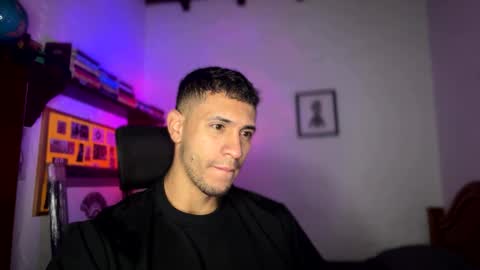 Snapshot of larry_jones chatting on September 17, 2025, 2:19 pm andrew online show from September 17, 2025, 2:19 pm