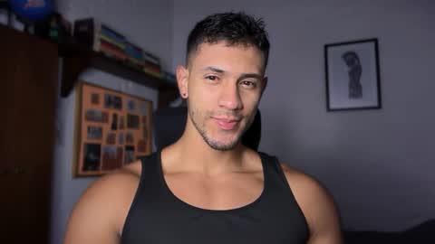 Snapshot of larry_jones chatting on September 20, 2025, 3:13 pm andrew online show from September 20, 2025, 3:13 pm