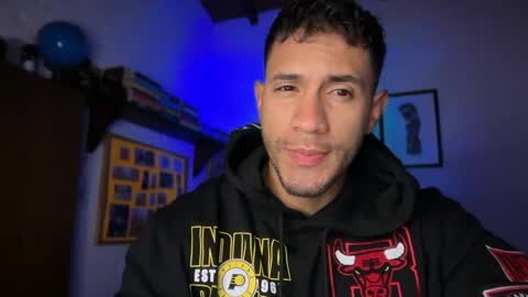 Snapshot of larry_jones chatting on October 5, 2025, 1:09 pm andrew online show from October 5, 2025, 1:09 pm