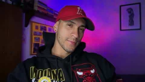 Snapshot of larry_jones chatting on October 10, 2025, 11:37 pm andrew online show from October 10, 2025, 11:37 pm