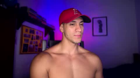 Snapshot of larry_jones chatting on October 27, 2025, 11:31 pm andrew online show from October 27, 2025, 11:31 pm