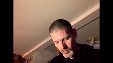 larrythelover23 online show from March 26, 2026, 6:52 am