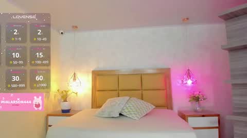  MIA  online show from September 30, 2025, 12:21 pm