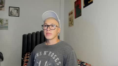 Snapshot of lass_nazar chatting on October 2, 2025, 1:23 am lass_nazar online show from October 2, 2025, 1:23 am