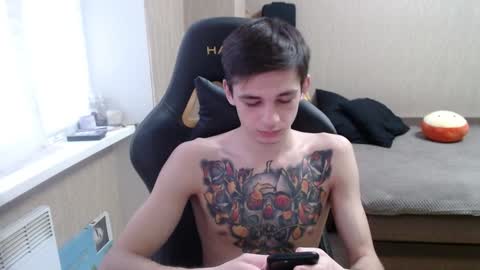 Snapshot of last_kenny chatting on December 2, 2024, 1:02 pm Kenny online show from December 2, 2024, 1:02 pm