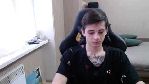 Snapshot of last_kenny chatting on December 11, 2024, 12:02 pm Kenny online show from December 11, 2024, 12:02 pm