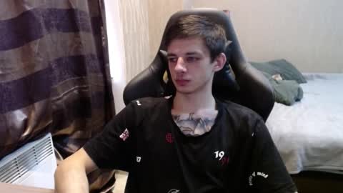 Snapshot of last_kenny chatting on October 21, 2025, 12:17 pm Kenny online show from October 21, 2025, 12:17 pm