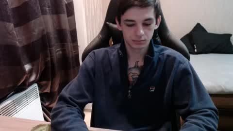 Snapshot of last_kenny chatting on October 31, 2025, 2:29 pm Kenny online show from October 31, 2025, 2:29 pm