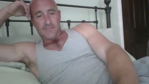 lastoriginal82 online show from May 14, 2026, 11:00 pm
