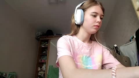 Linet online show from April 16, 2026, 8:04 am
